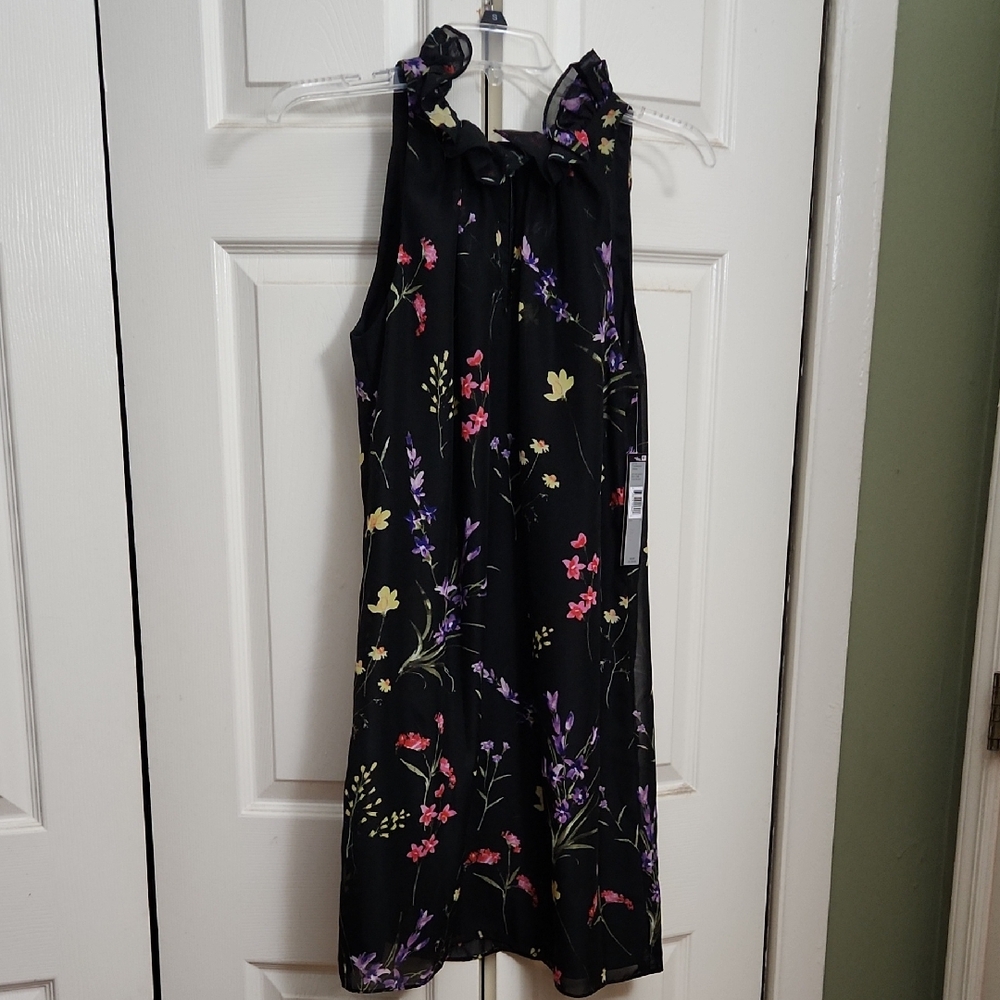 Elegant Black Floral Mini Dress
